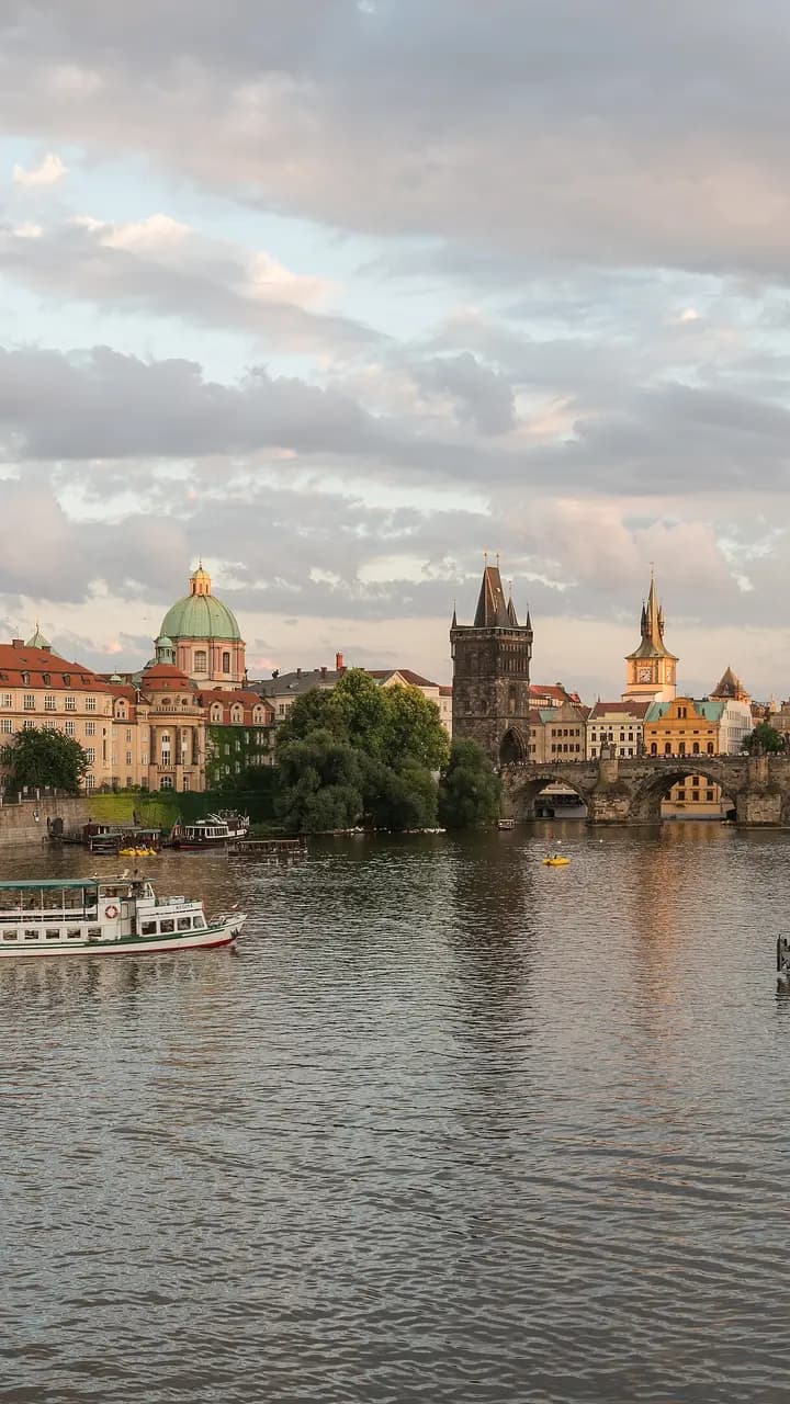 North view of Charles Bridge from Mánesův most, Prague 20160808 1